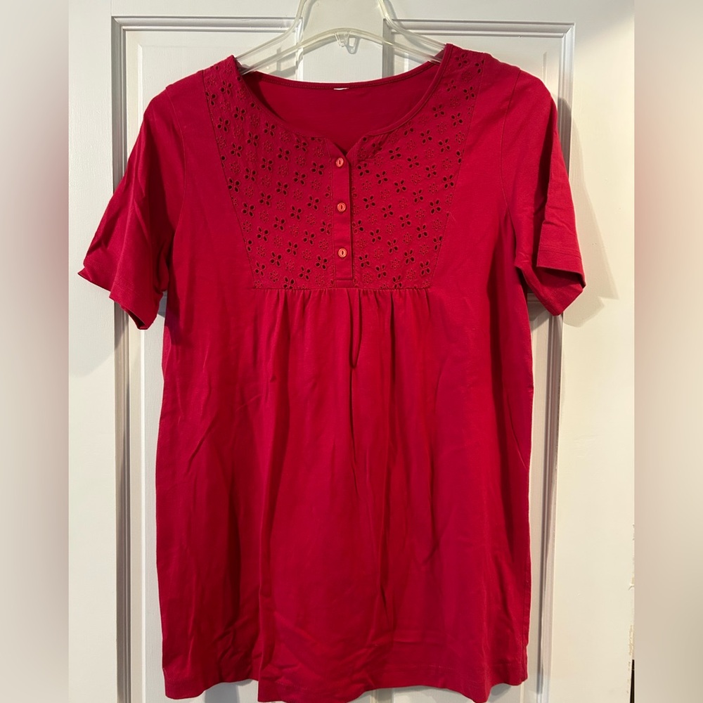 women’s cotton eyelet pink top size m
